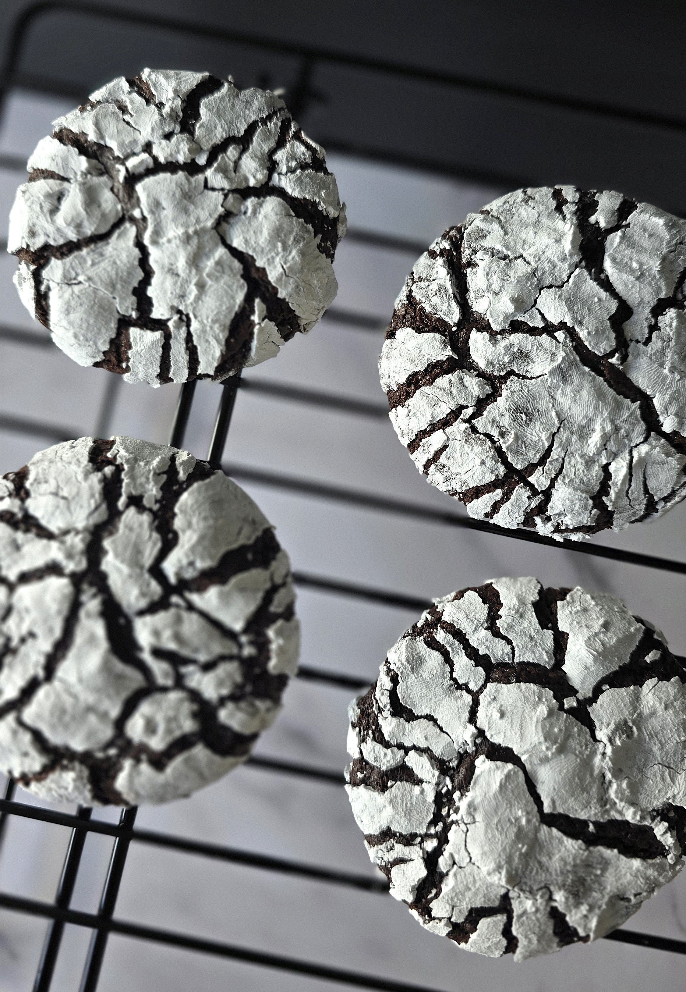 Chocolate Crinkle Cookies 12 Pack